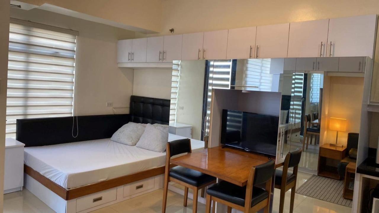 Mabolo Garden Flat A6 With Free Rooftop Pool Cebu Екстериор снимка