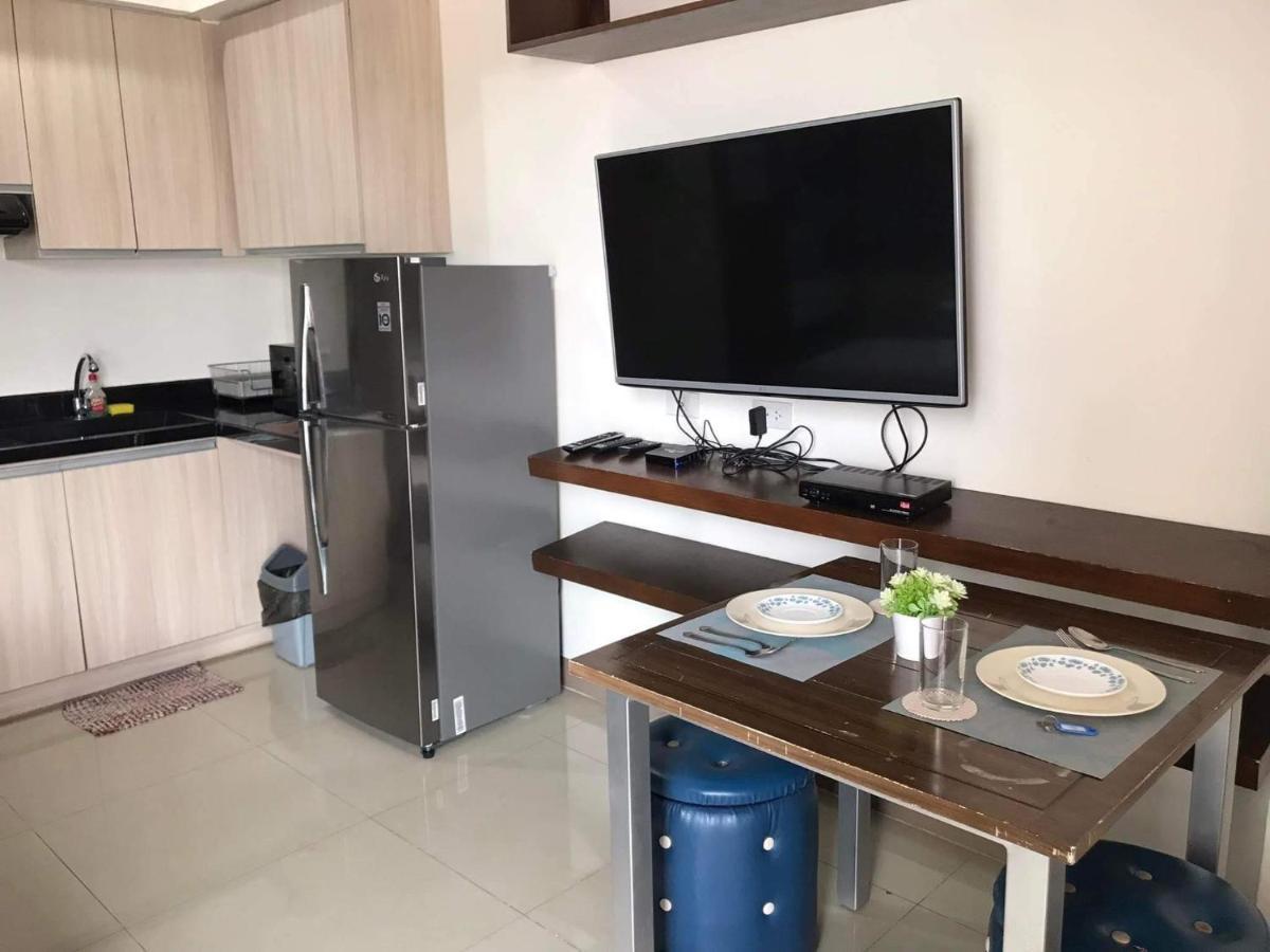 Mabolo Garden Flat A6 With Free Rooftop Pool Cebu Екстериор снимка