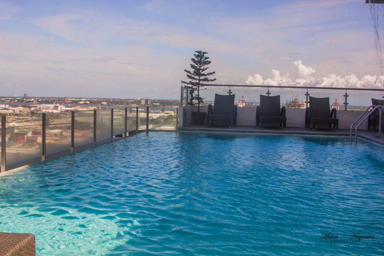 Mabolo Garden Flat A6 With Free Rooftop Pool Cebu Екстериор снимка